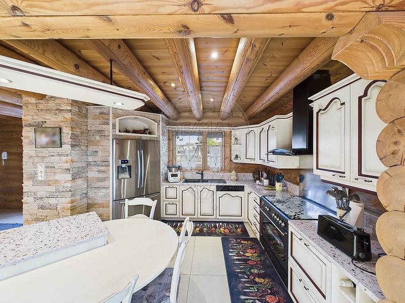 Châlet - 175 m² - 9 pièces