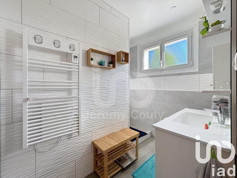 Maison - 98 m² - 5 pièces