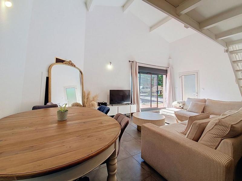 Maison - 195 m² - 7 pièces