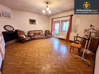 Maison - 81 m² - 7 pièces