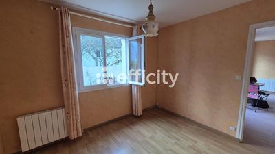 Pavillon - 72 m² - 5 pièces