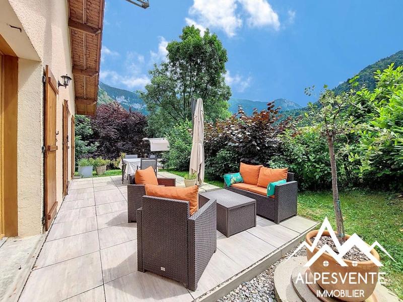 Maison - 87 m² - 4 pièces