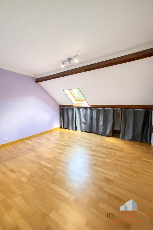 Maison - 108 m² - 5 pièces