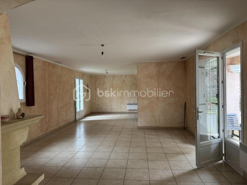 Villa - 117 m² - 6 pièces