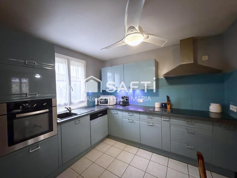 Maison - 94 m² - 4 pièces