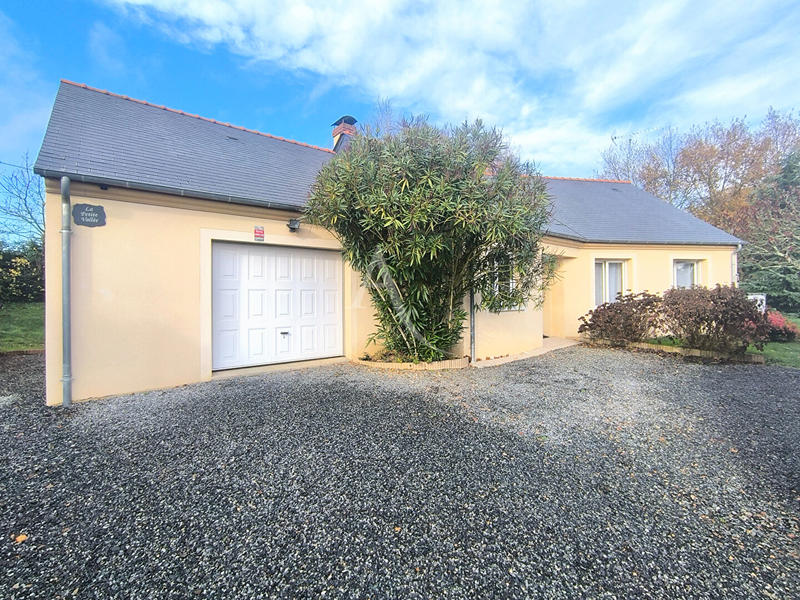 Maison - 93 m² - 5 pièces