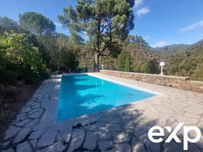 Mas - 197 m² - 12 pièces