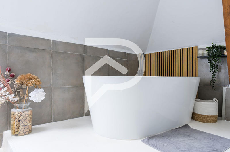 Appartement - 125 m² - 5 pièces