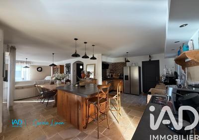 Maison - 150 m² - 6 pièces