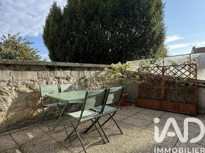 Appartement - 96 m² - 5 pièces