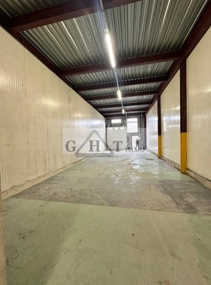 Entrepôt - 120 m²