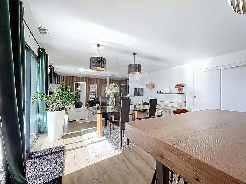 Villa - 150 m² - 5 pièces