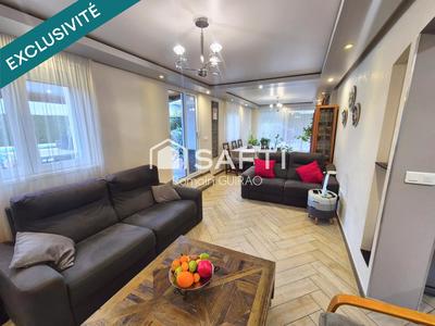 Maison - 137 m² - 6 pièces