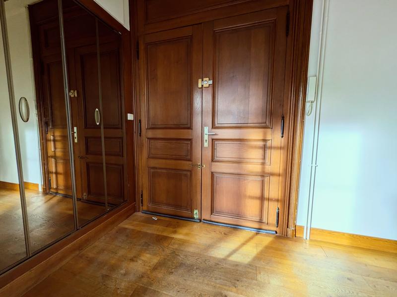 Appartement - 110 m² - 4 pièces