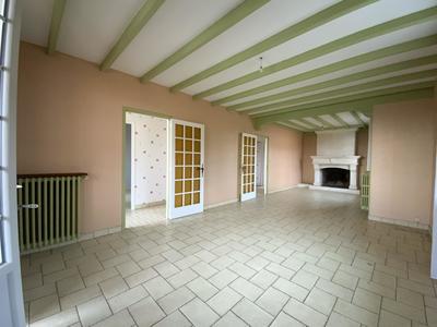 Maison - 310 m² - 7 pièces