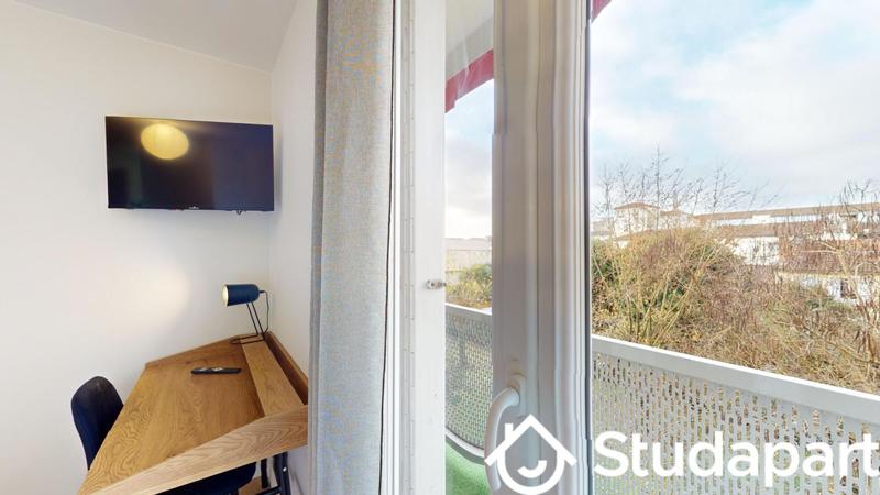 Chambre - 11 m² - 1 pièce