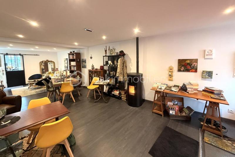 Immeuble - 98 m² - 2 pièces