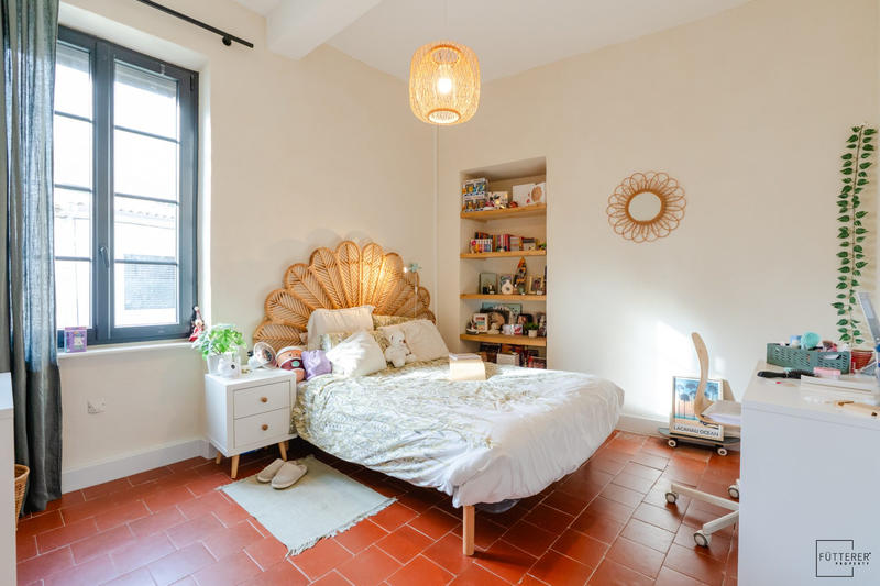 Villa - 220 m² - 6 pièces