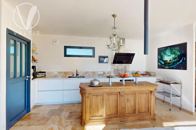 Maison contemporaine - 177 m² - 5 pièces