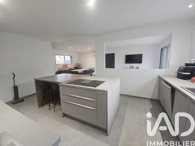 Maison - 109 m² - 4 pièces