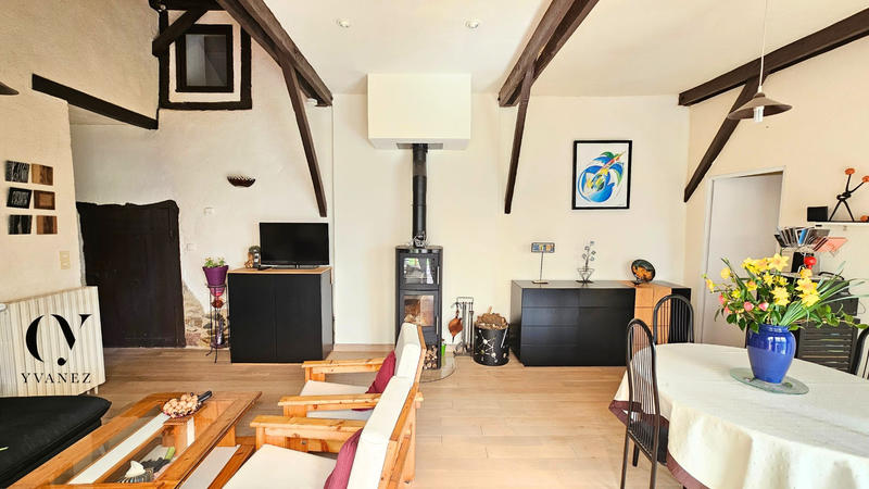 Maison - 160 m² - 8 pièces