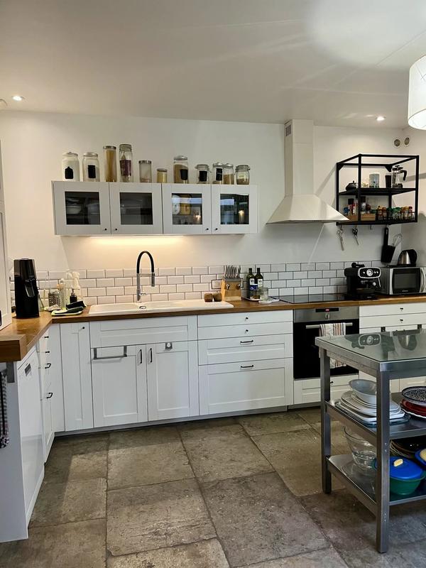 Appartement - 141 m² - 6 pièces