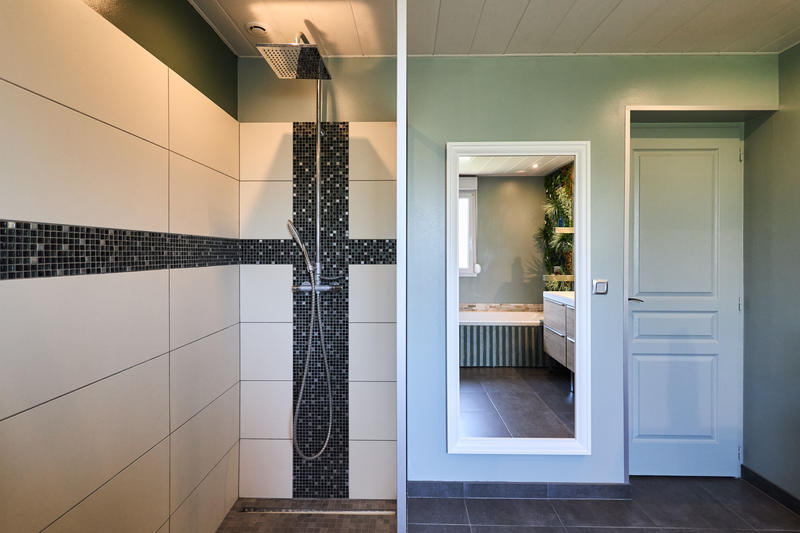 Maison - 180 m² - 6 pièces