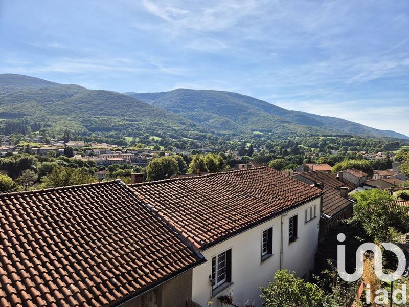 Maison - 232 m² - 8 pièces