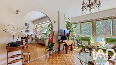 Appartement - 83 m² - 4 pièces