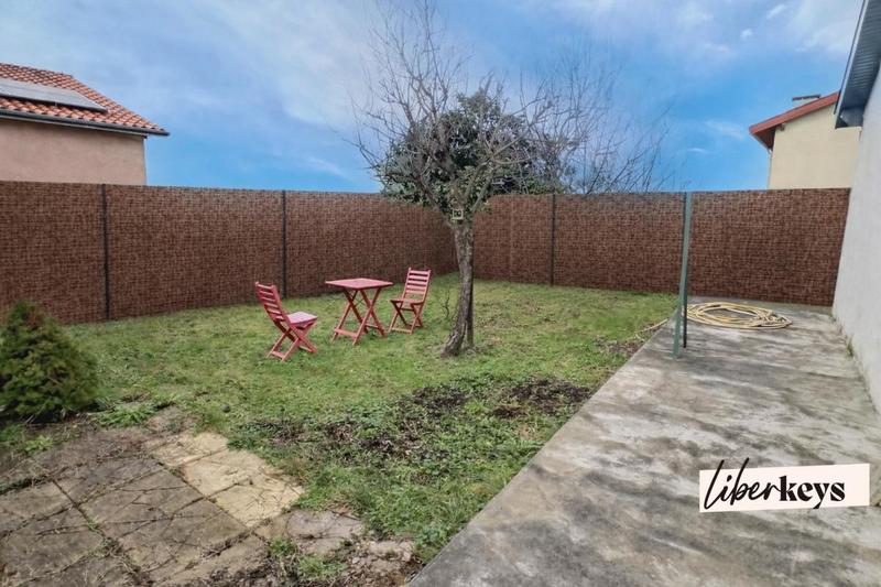 Maison - 93 m² - 5 pièces