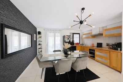 Maison - 67 m² - 3 pièces