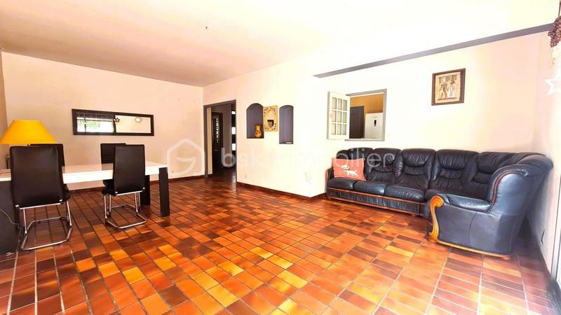 Maison traditionnelle - 135 m² - 6 pièces