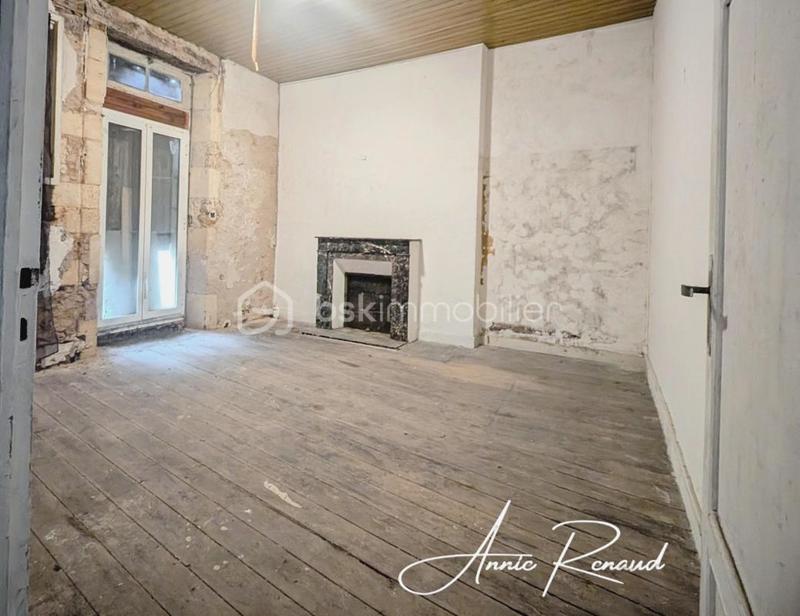 Maison - 240 m² - 7 pièces