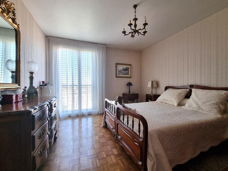 Appartement - 96 m² - 4 pièces