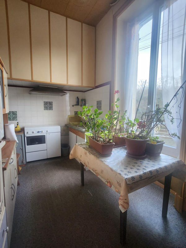 Propriété - 260 m² - 11 pièces