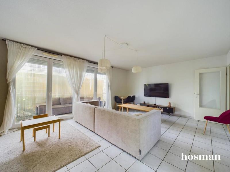 Appartement - 84 m² - 4 pièces