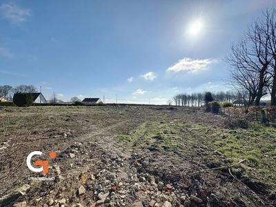 Terrain constructible - 812 m²
