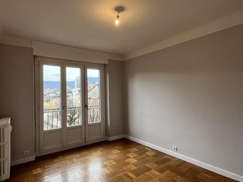 Appartement - 84 m² - 5 pièces
