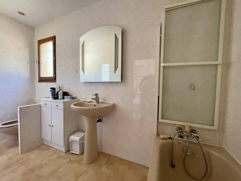 Maison - 92 m² - 4 pièces