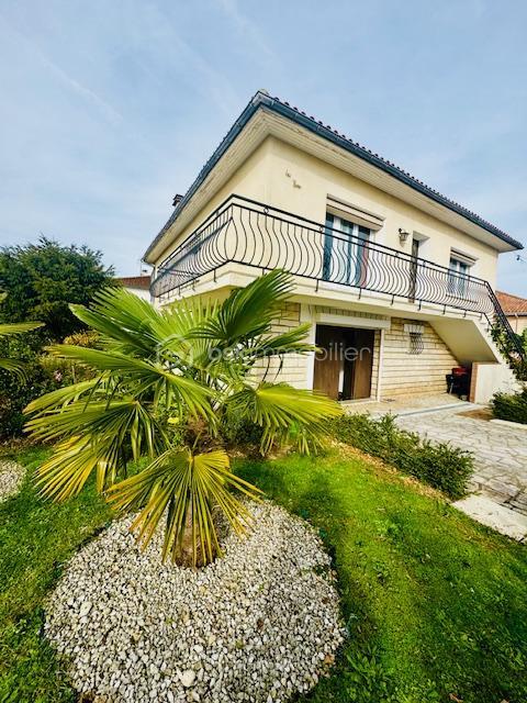 Maison de ville - 172 m² - 7 pièces
