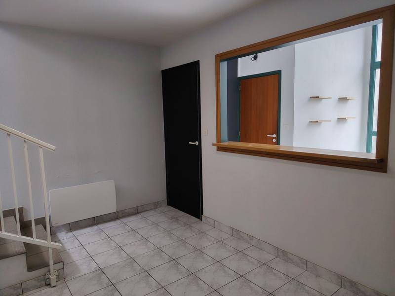 Local commercial - 70 m² - 4 pièces