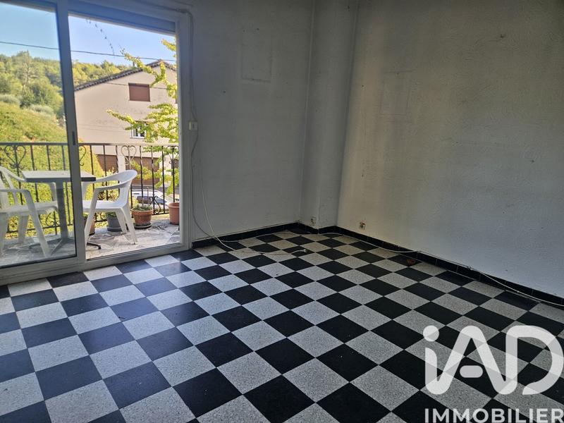 Maison - 300 m² - 10 pièces