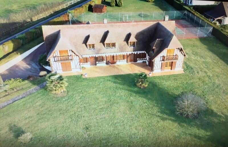 Villa - 277 m² - 7 pièces