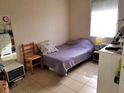 Appartement - 79 m² - 4 pièces