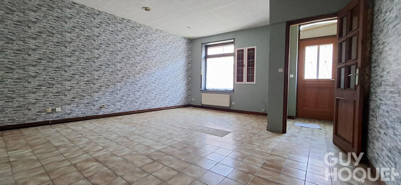 Maison - 180 m² - 9 pièces