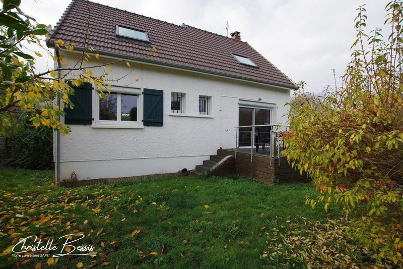 Maison - 104 m² - 4 pièces