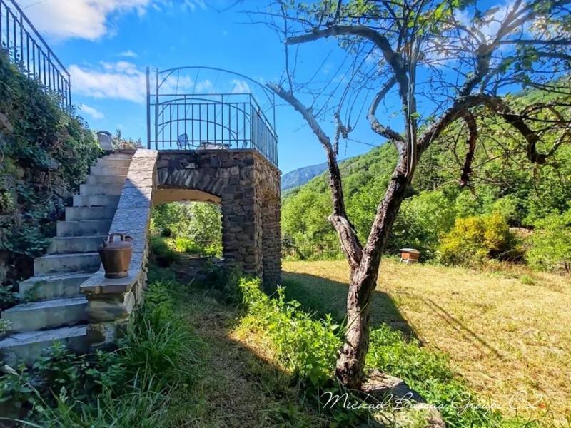 Maison - 102 m² - 4 pièces