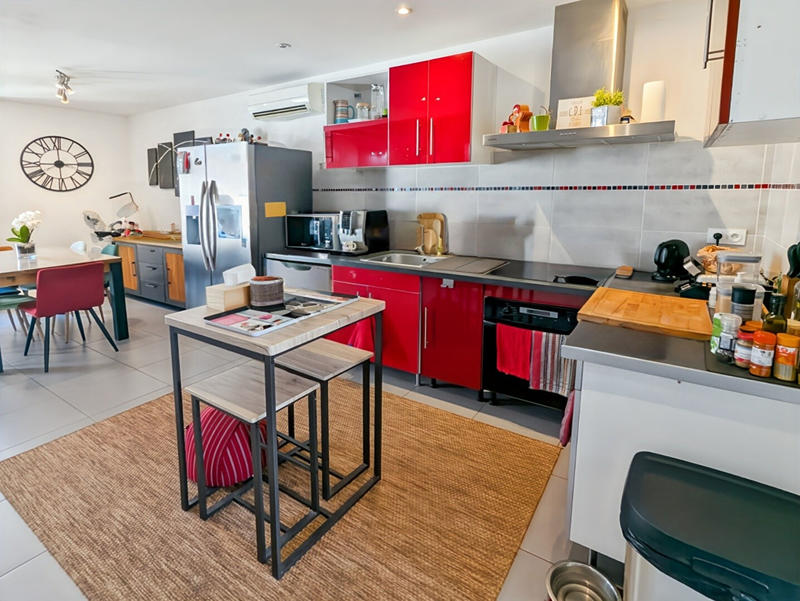 Maison - 90 m² - 5 pièces