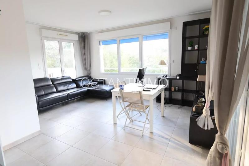 Appartement - 79 m² - 4 pièces