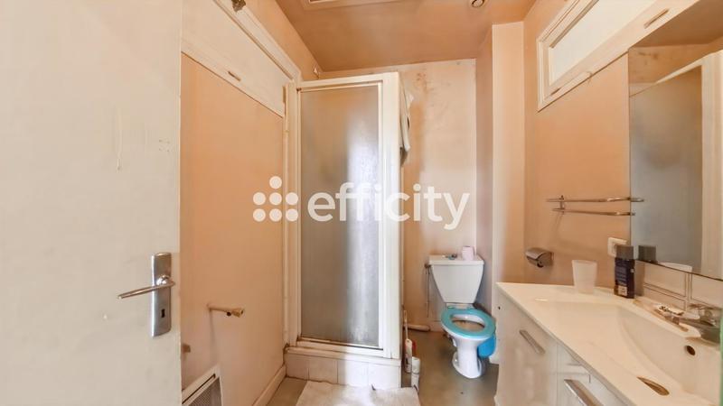 Immeuble - 160 m² - 9 pièces